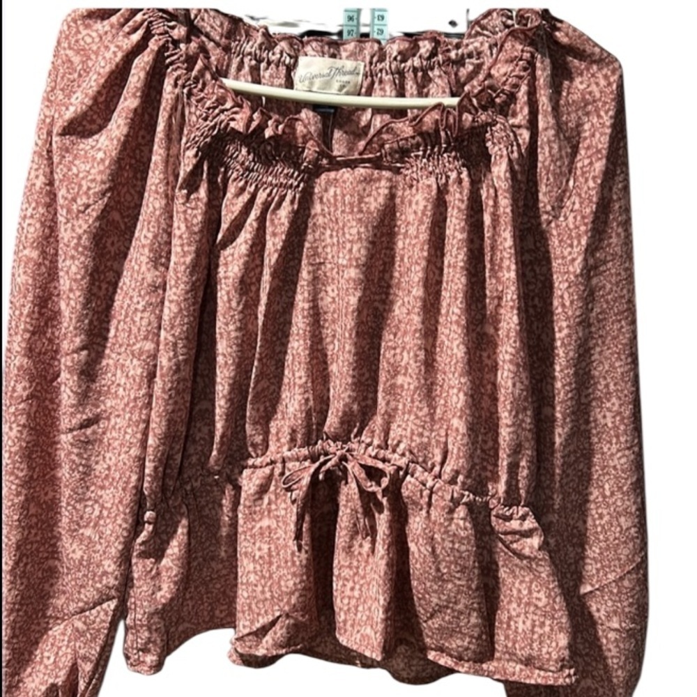 Universal‎ Thread long sleeve blouse.